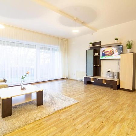 Apartment Heart Of Palanga Esterno foto